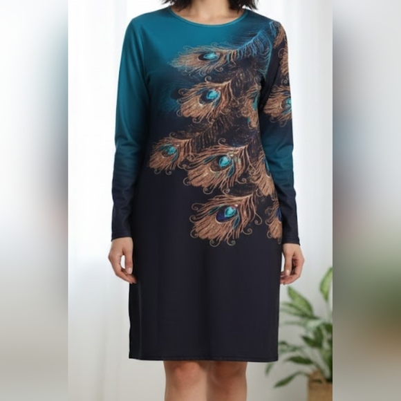 no tag Dresses & Skirts - Elegant Peacock Feather Print Dress